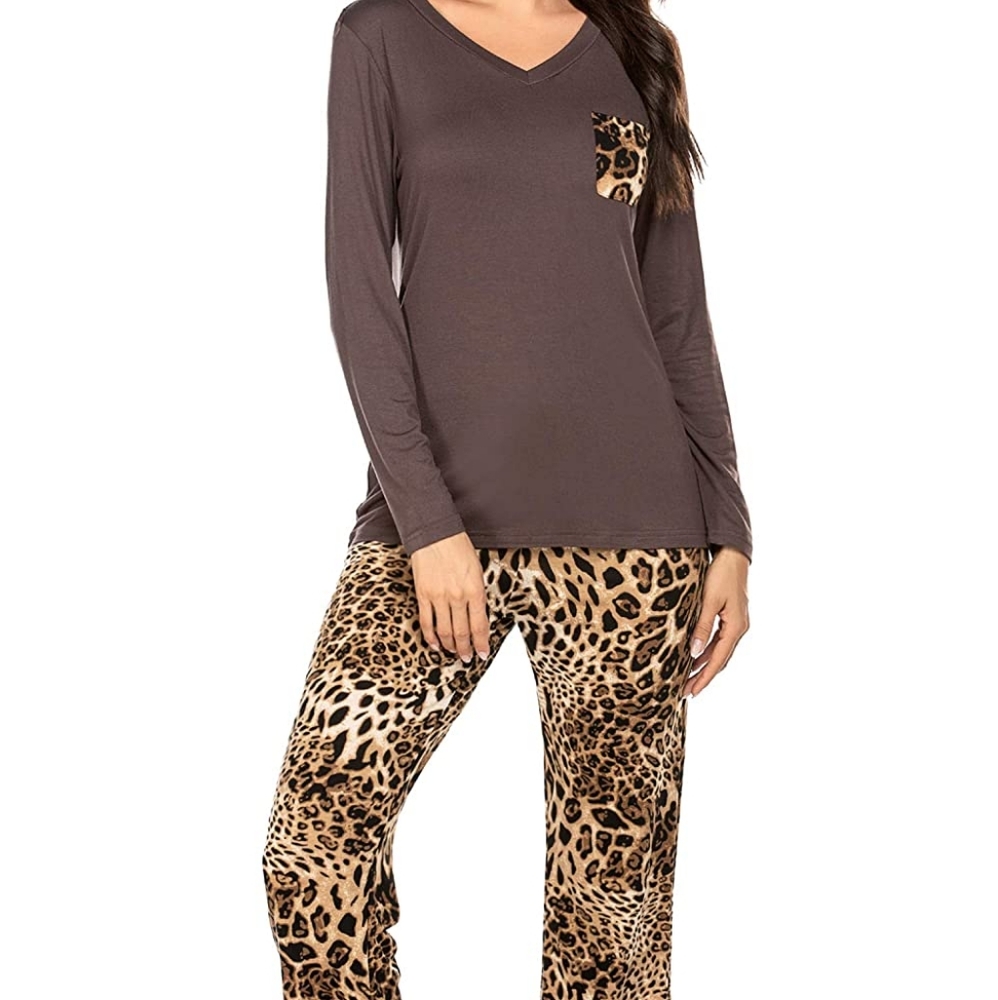 Leopard sleepwear set